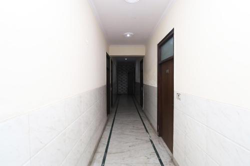 ホテル Oyo 29742 Seva & Restaurant