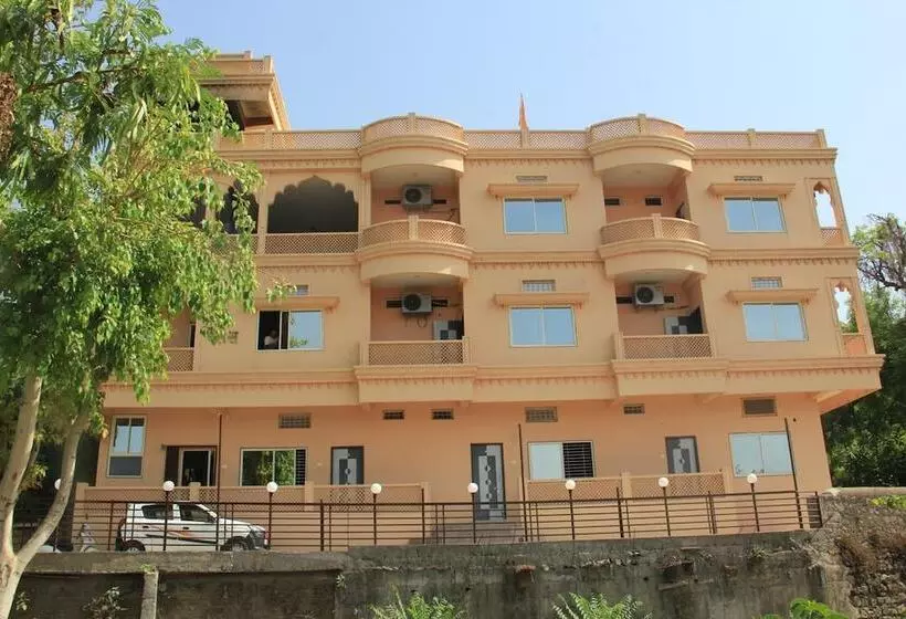 ホテル Raj Palace
