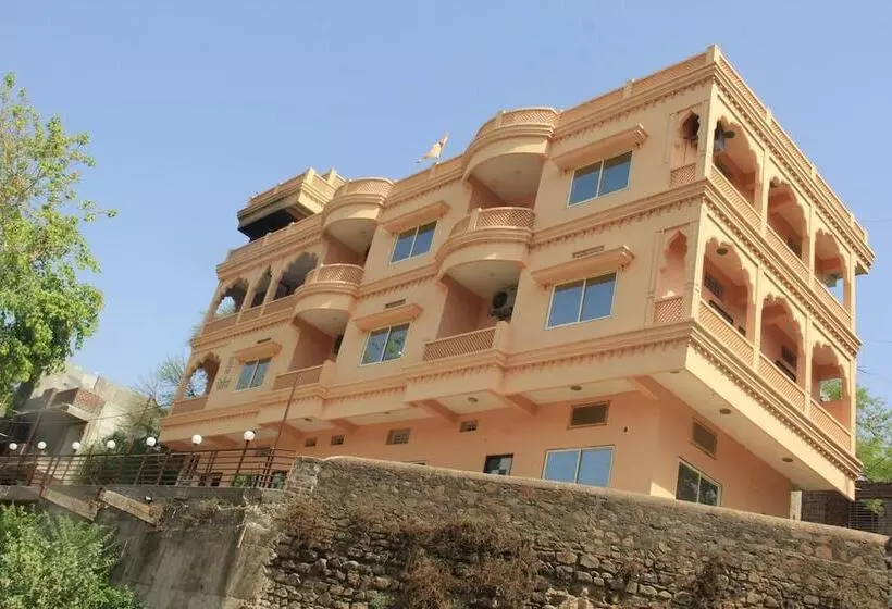 ホテル Raj Palace