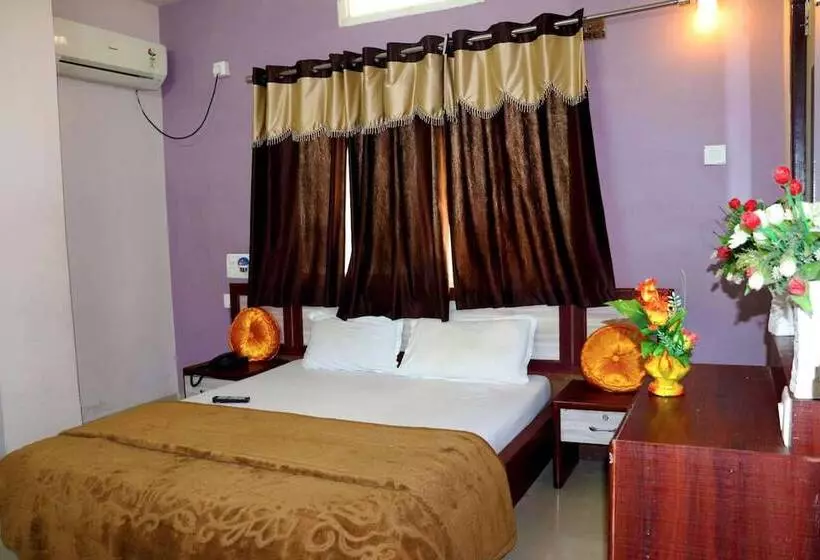 ホテル Raj Palace