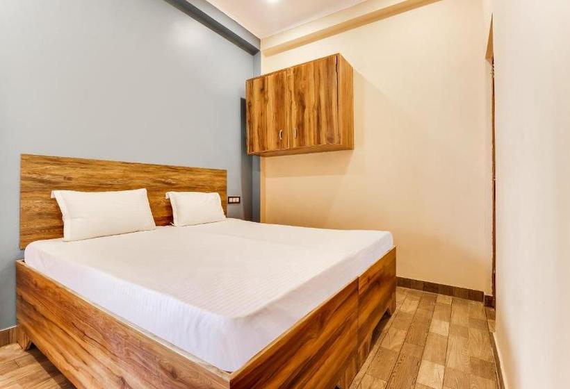 Отель Spot On 49375 Royal Inn