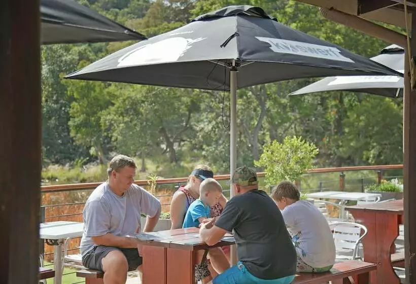 リゾートホテル Atkv Klein Kariba