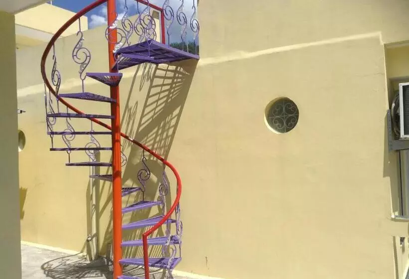 ホテル Seventh Heaven Inn Rishikesh