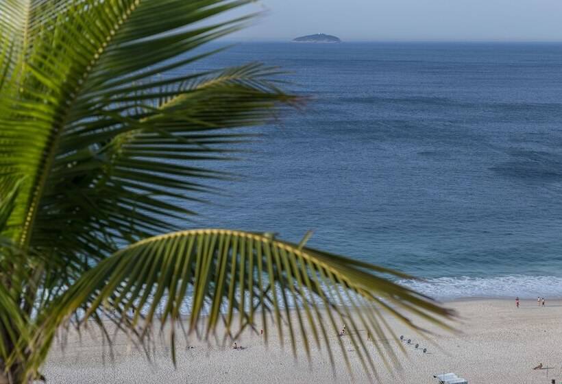 ホテル Astoria Palace