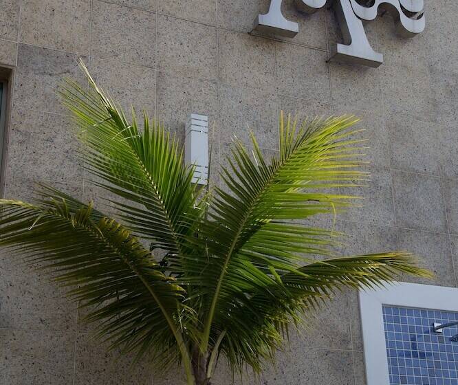 ホテル Astoria Palace