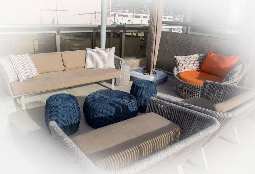 ホテル Astoria Palace