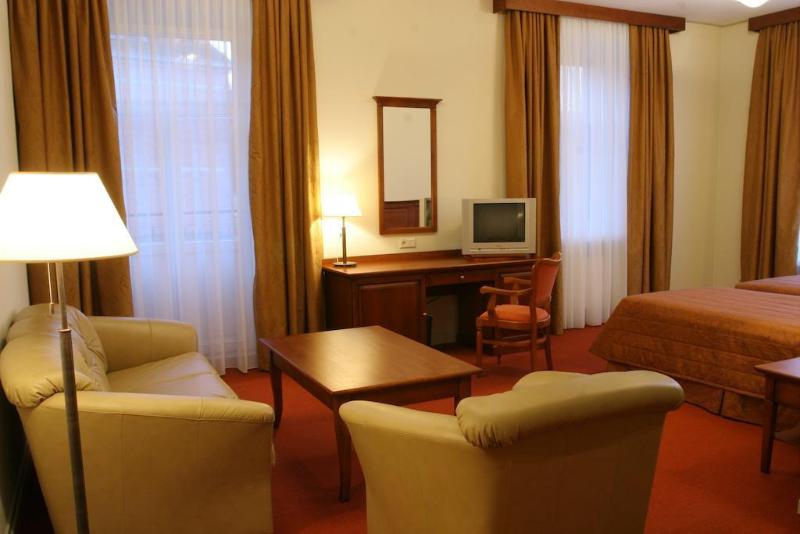 Hotel Daugirdas Old City