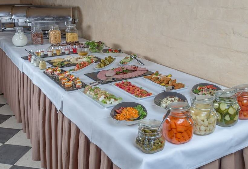 Hotel Daugirdas Old City