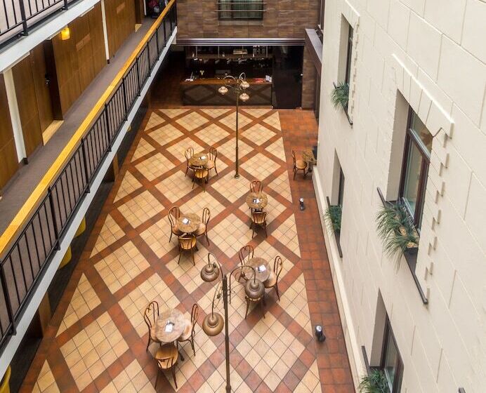 Hotel Daugirdas Old City