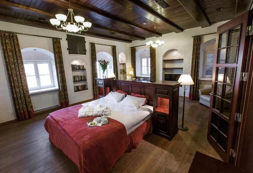 Hotel Daugirdas Old City