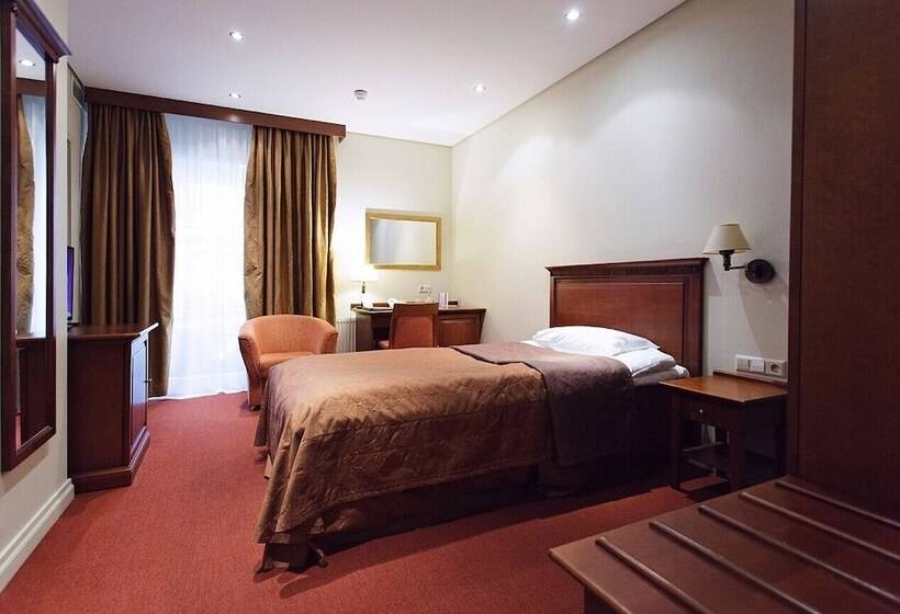 Hotel Daugirdas Old City