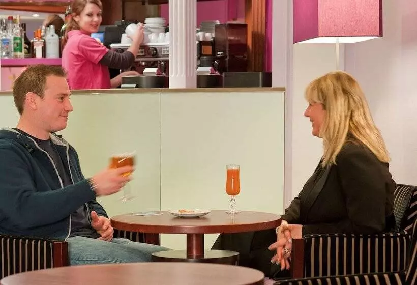 Отель Ibis Styles Melun