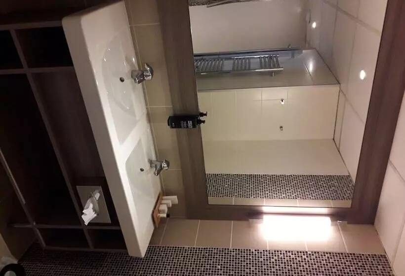 Отель Ibis Styles Melun