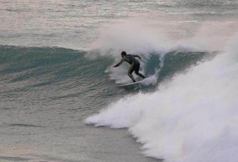 هتل Itxas Gain Getaria