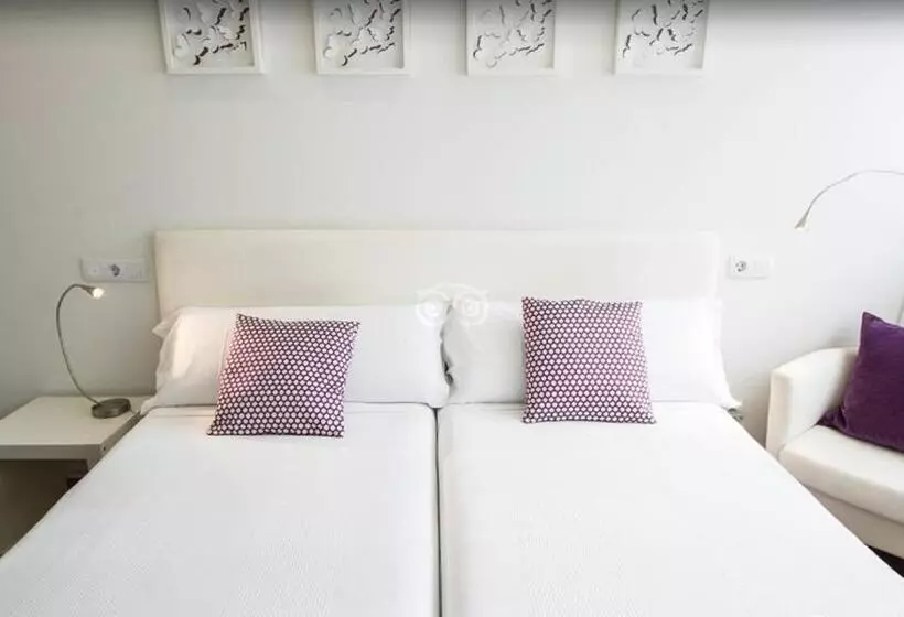 Отель Itxas Gain Getaria