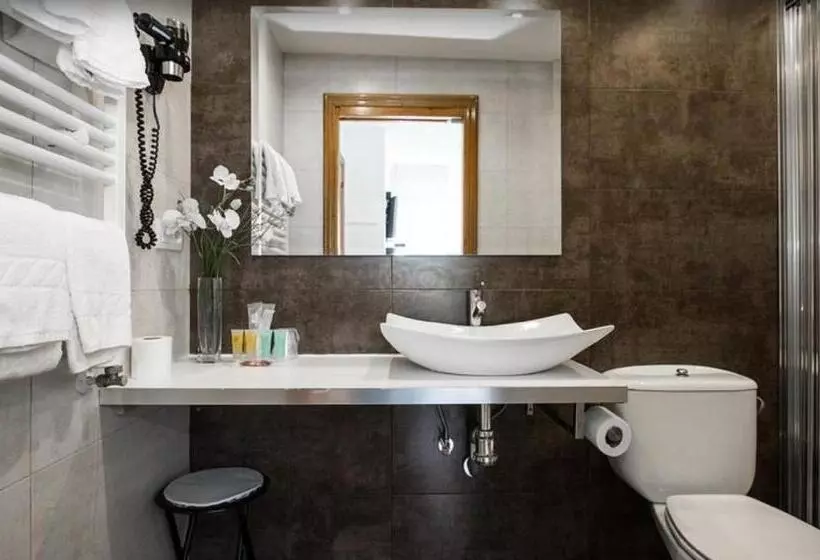 Отель Itxas Gain Getaria