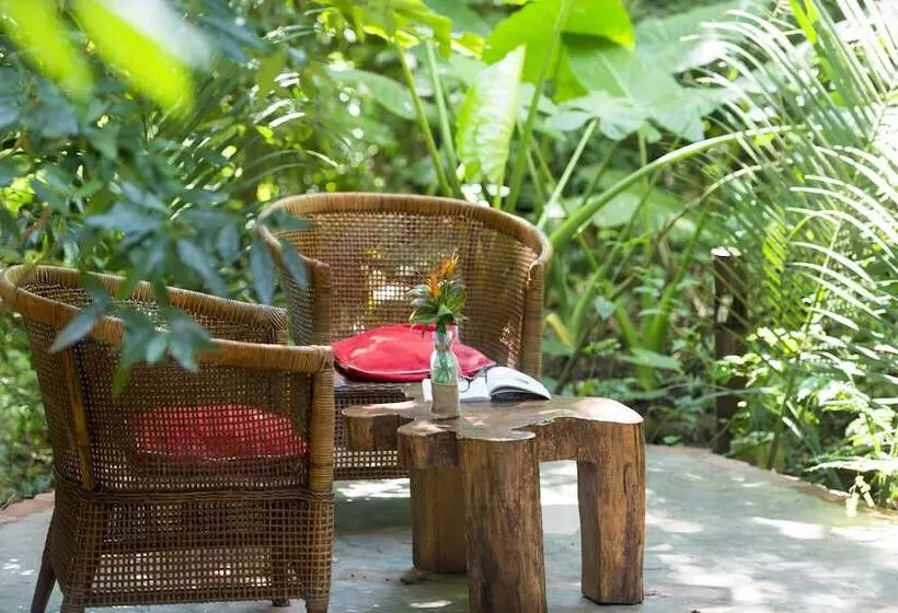 Отель La Aldea De La Selva Lodge