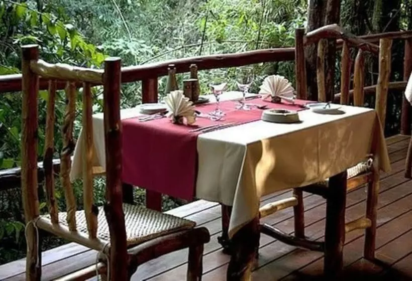 Отель La Aldea De La Selva Lodge