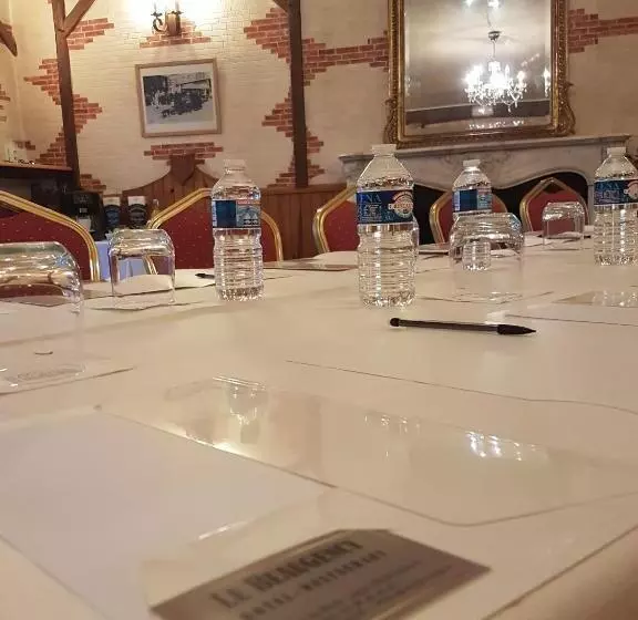 ホテル Le Beaugency