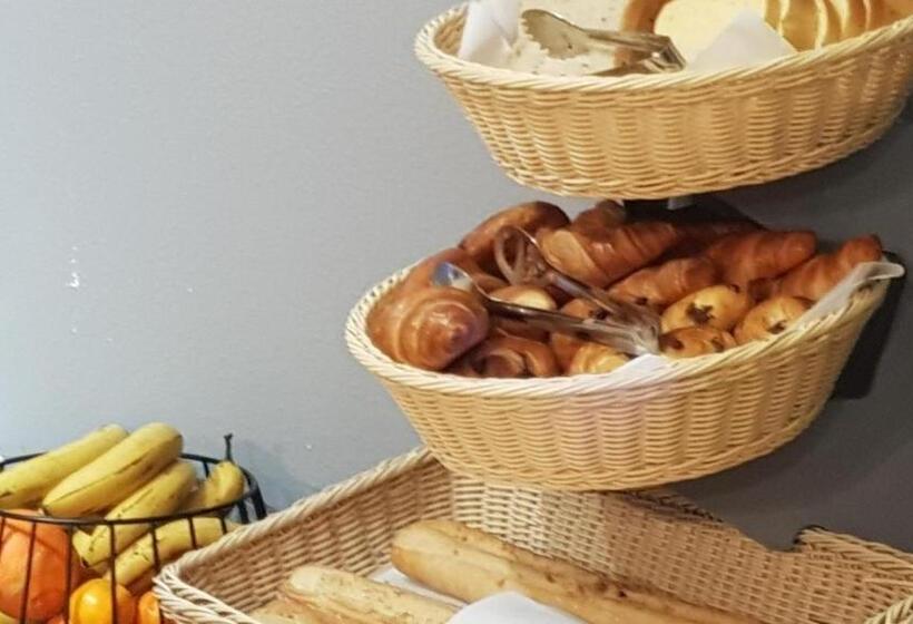 فندق Le Beaugency