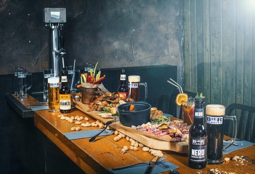 Leonardo Hotel Almere City Center