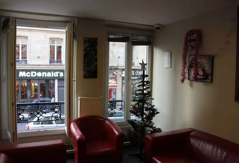 Hotelli Montmartre Clignancourt