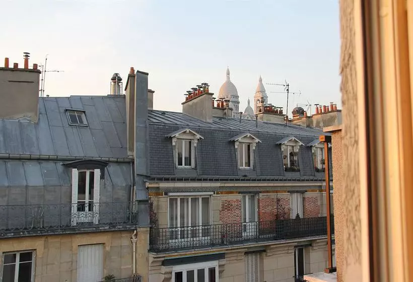 Hotelli Montmartre Clignancourt