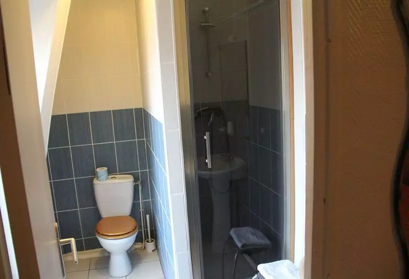 Hotelli Montmartre Clignancourt