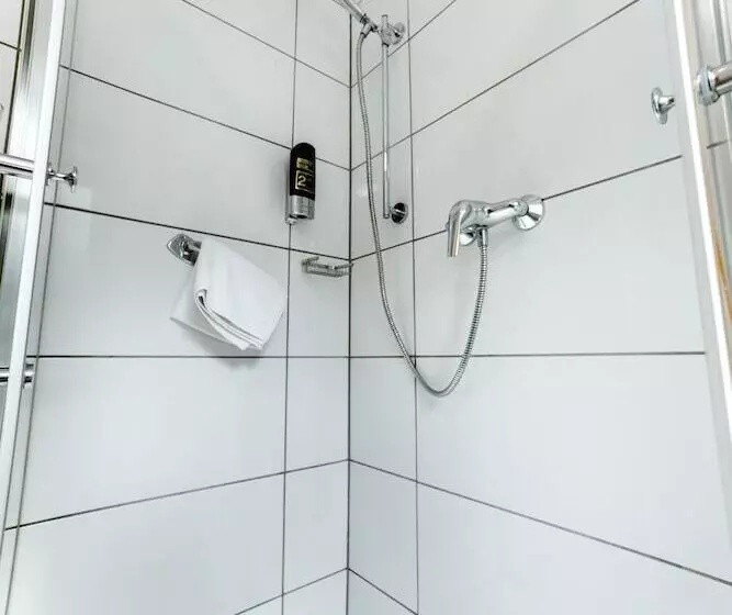 Отель Rheinfels