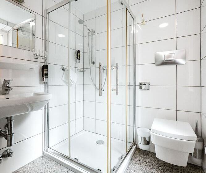 Отель Rheinfels