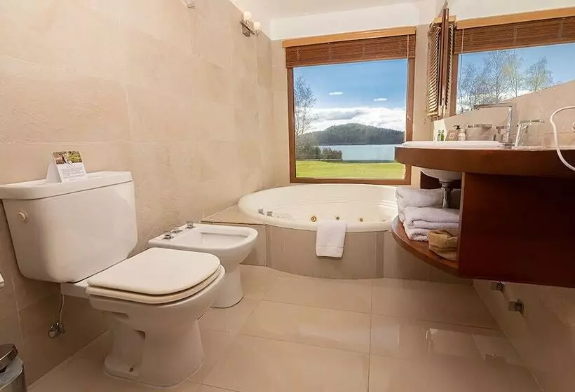 ホテル Rochester Bariloche Suites & Spa