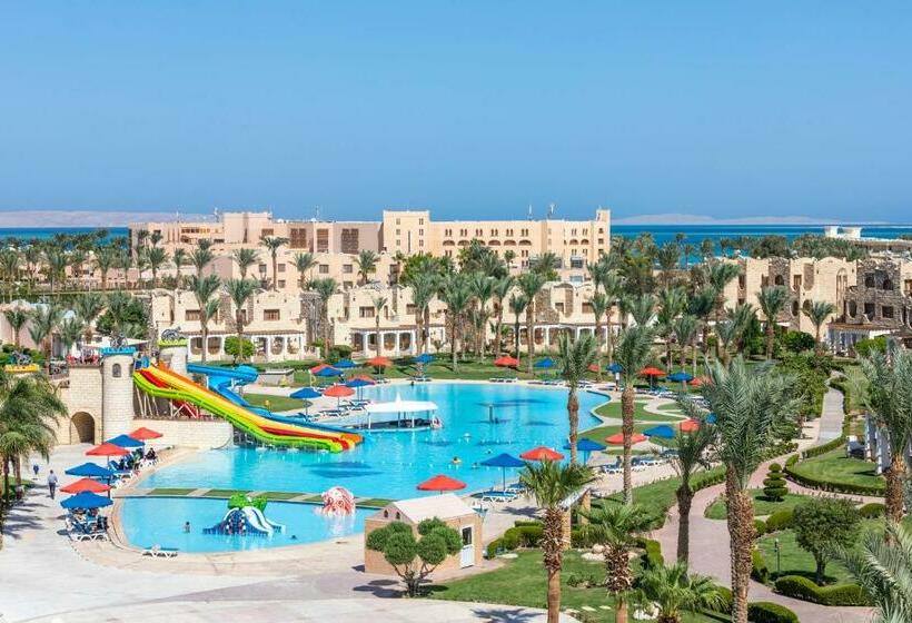 هتل Royal Lagoons Resort & Aqua Park Families And Couples Only