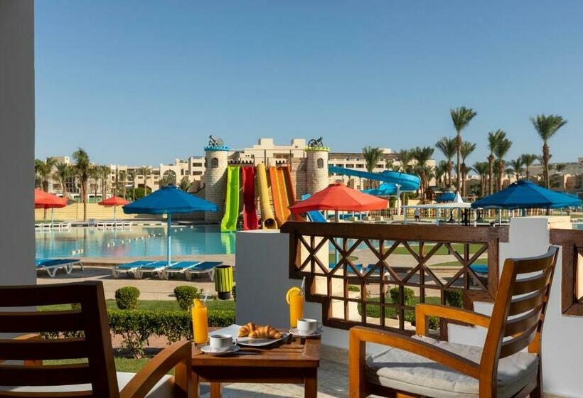 هتل Royal Lagoons Resort & Aqua Park Families And Couples Only