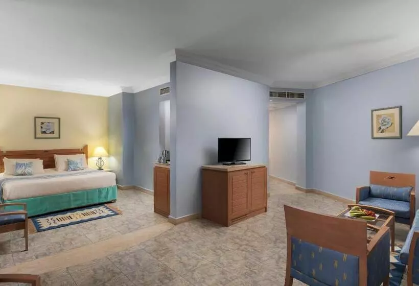 酒店 Royal Lagoons Resort & Aqua Park Families And Couples Only