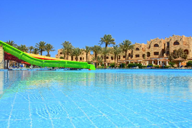 هتل Royal Lagoons Resort & Aqua Park Families And Couples Only