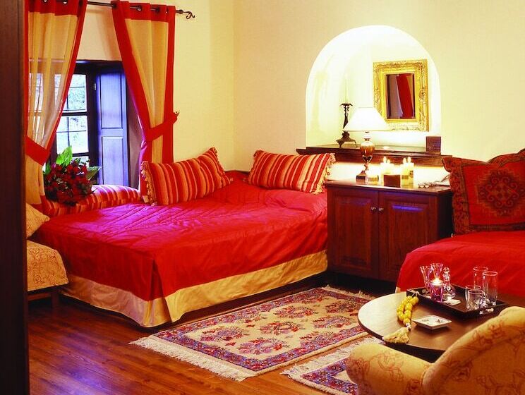 Отель Santikos Mansion