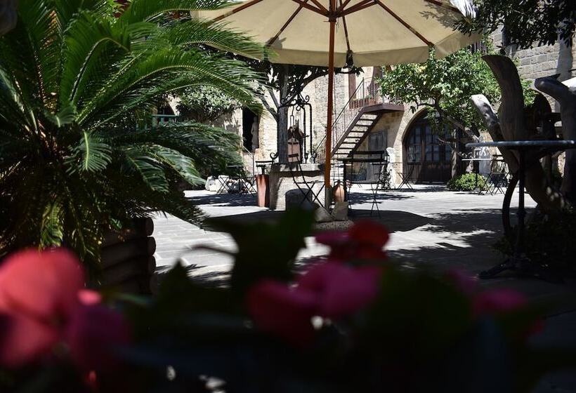 هتل S.nikolis  Historic Boutique