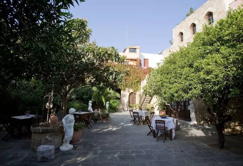 호텔 S.nikolis Historic Boutique