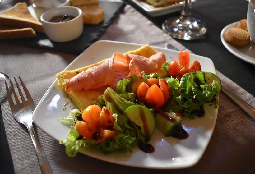 هتل S.nikolis  Historic Boutique