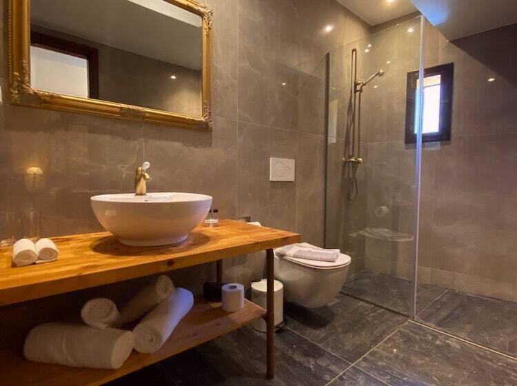 هتل S.nikolis  Historic Boutique