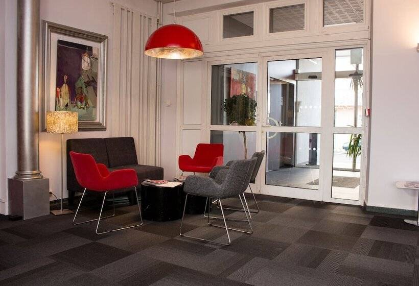 酒店 The Originals Boutique, Hôtel Le Pariou, Issoire