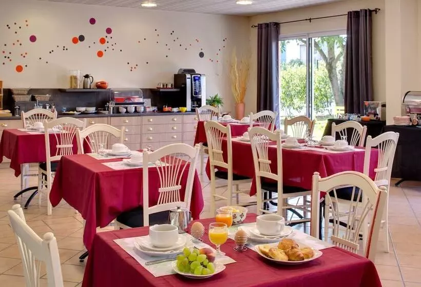 호텔 The Originals Boutique, Hôtel Le Pariou, Issoire