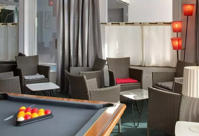 호텔 The Originals Boutique, Hôtel Le Pariou, Issoire