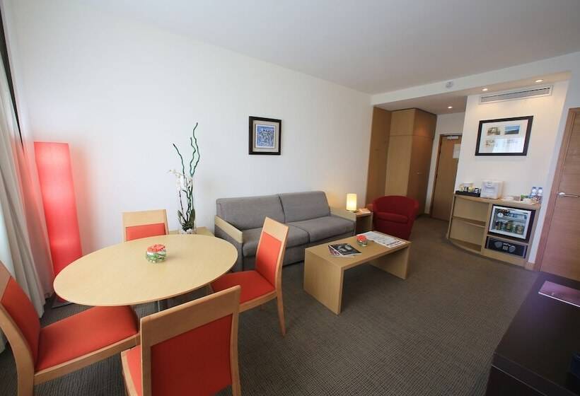 Novotel Casablanca City Center