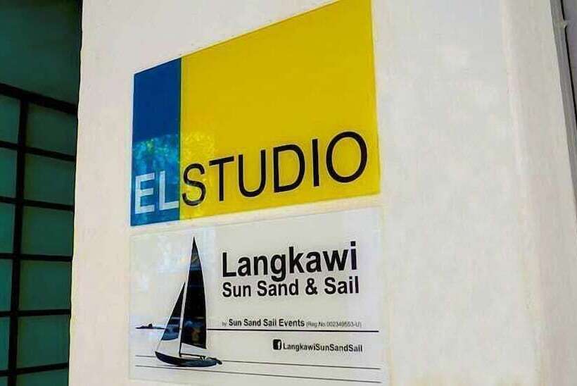 ホテル El Studio Hostel Langkawi