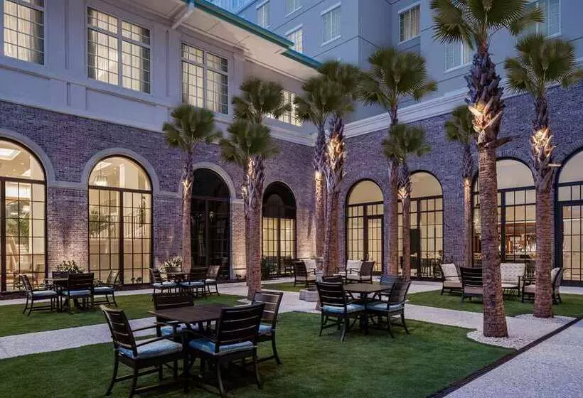ホテル Embassy Suites By Hilton Charleston Harbor Mt. Pleasant