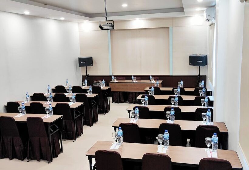 בית מלון כפרי Emerald