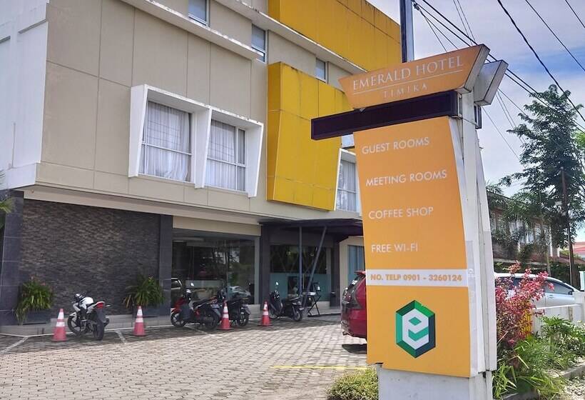 בית מלון כפרי Emerald