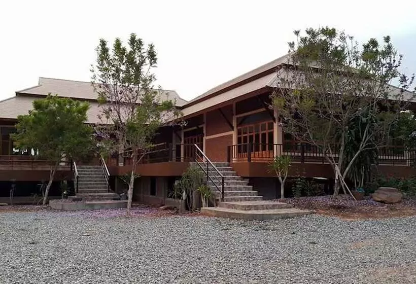 هتل Loesloei Garden Resort Phurua