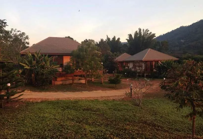 هتل Loesloei Garden Resort Phurua